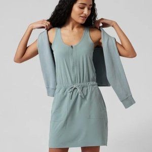 ATHLETA Expedition Hiking Outdoor Dress Built In Shorts Green Size 6
